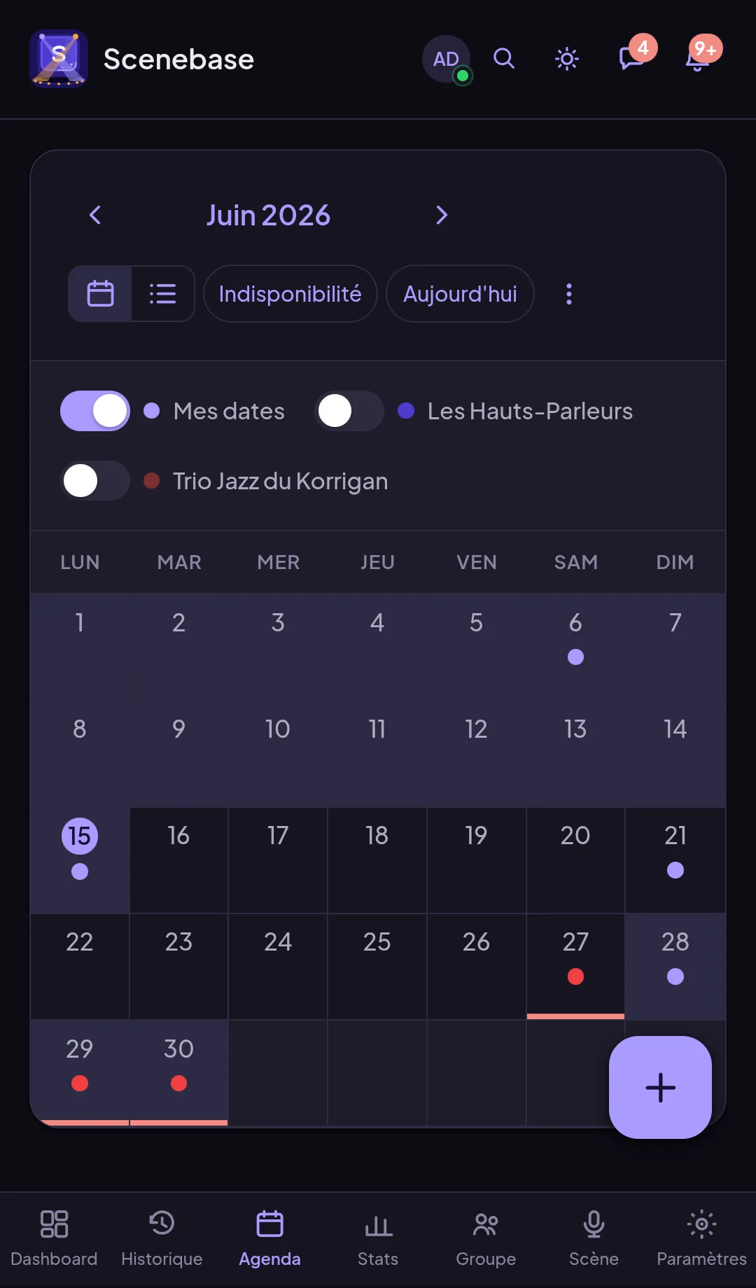 L'agenda du mois sur téléphone, avec les dates du groupe
